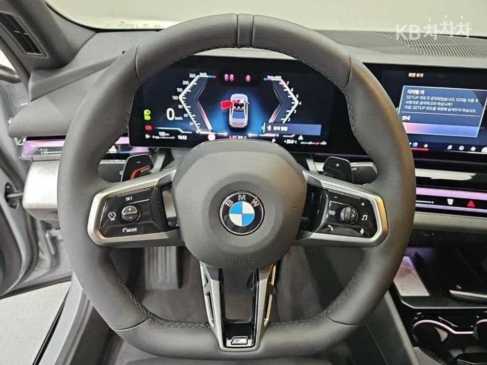 BMW Нов5 Серия(G60)520i M Sport - 9