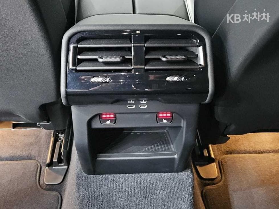 BMW Нов5 Серия(G60)520i M Sport - 13