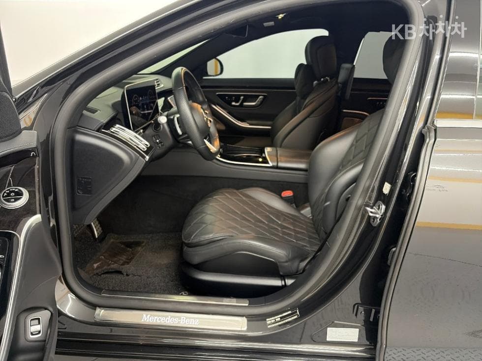Mercedes-Benz Нов S-КласS500L 4MATIC W222 - 11