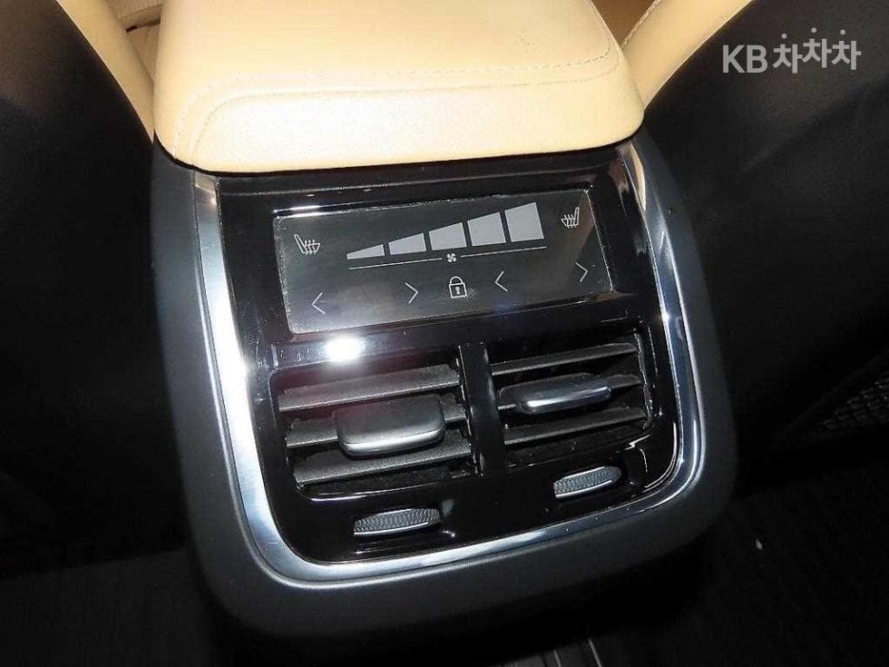 Volvo V60 CC(Второ поколение)B5 AWD Pro - 14