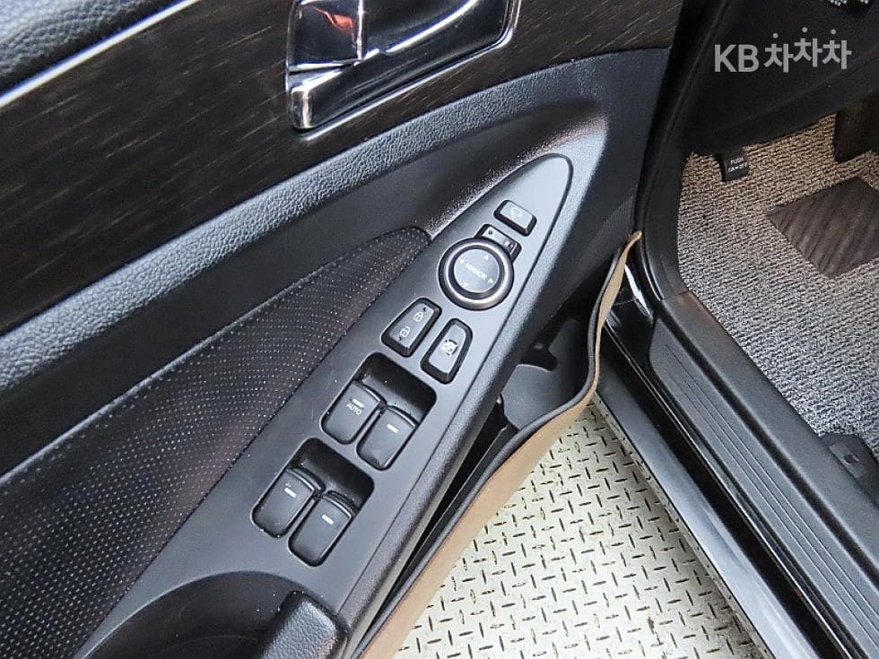Hyundai Sonata 더 브릴리언트CVVL Modern - 13