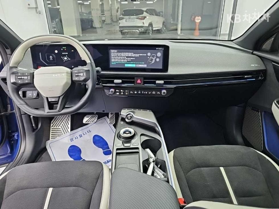 Kia EV6롱 레Seater지 4WD GT-Line - 7