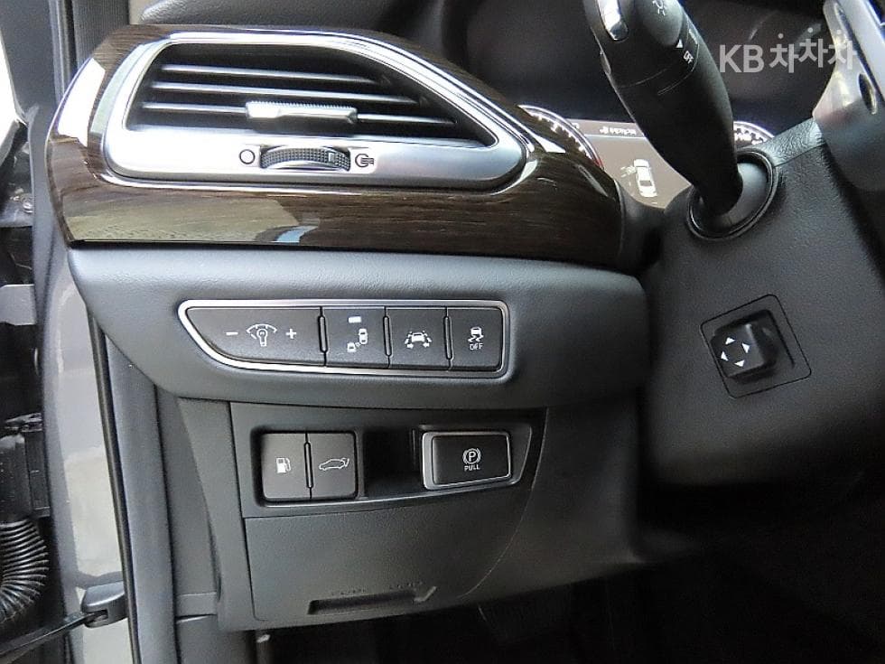 Genesis EQ9003.8 GDI AWD Premium Luxury - 12