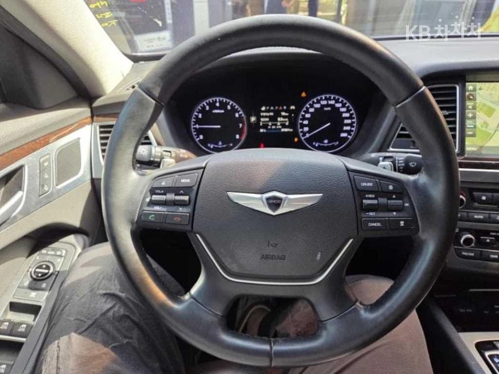 Hyundai GenesisDHG330 Premium - 5