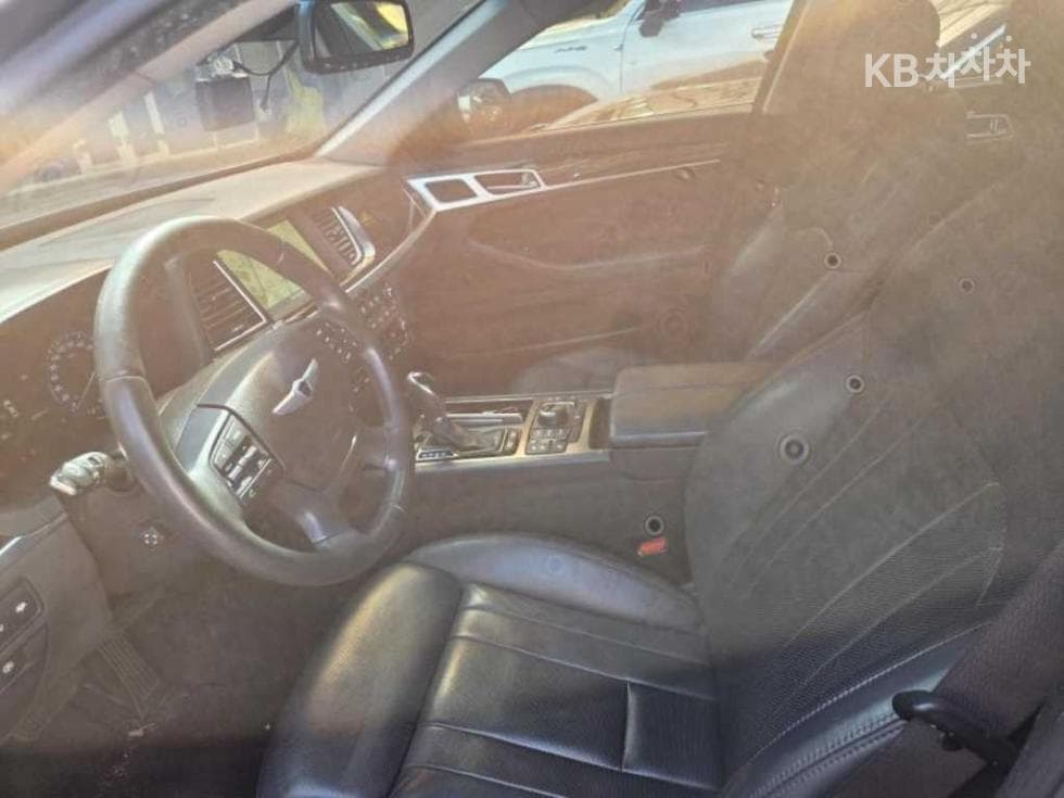 Hyundai GenesisDHG330 Premium - 15