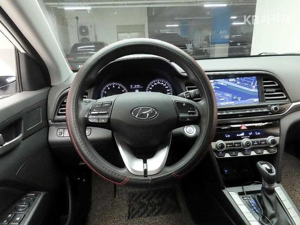 Hyundai The New (facelift) Avante (Elantra) ADSmartstream G1.6 Smart초이스 - 7