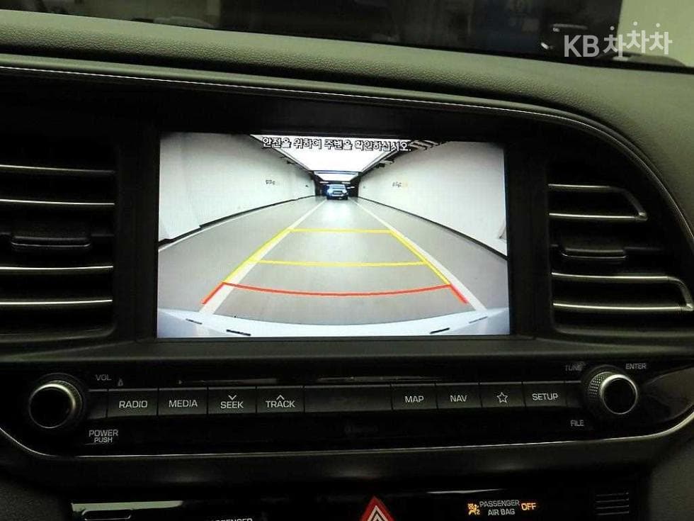 Hyundai The New (facelift) Avante (Elantra) ADSmartstream G1.6 Smart초이스 - 15