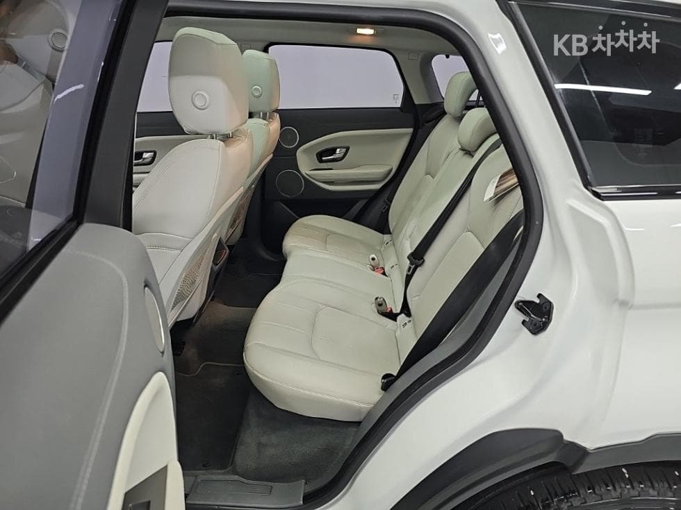 Land Rover Range Rover Евок5-врати 2.0 TD4 SE - 12