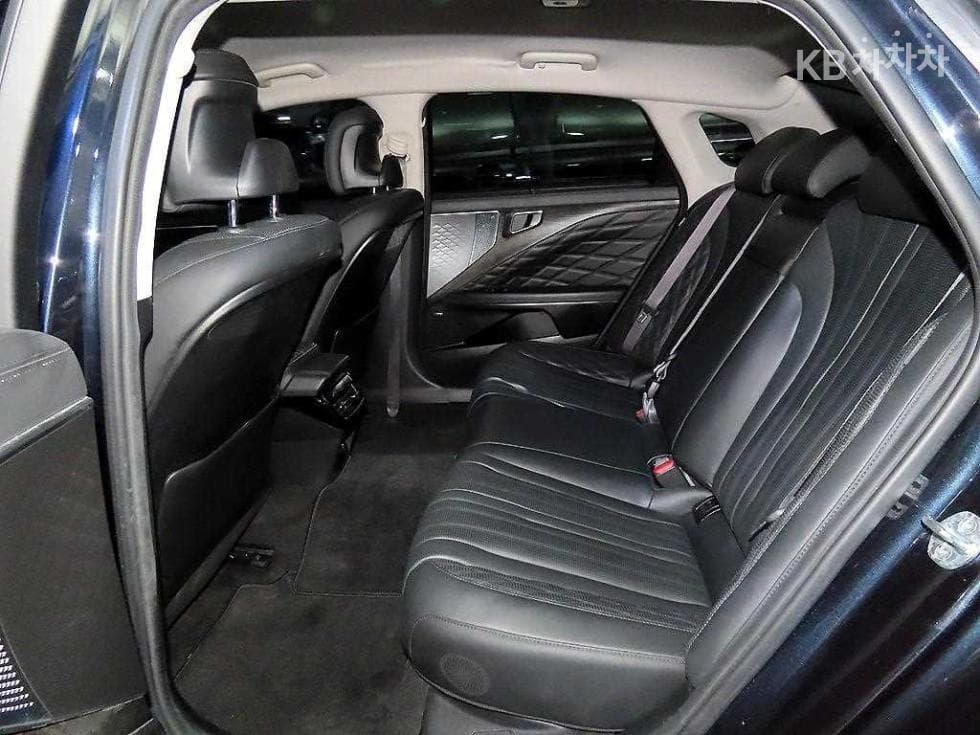Киа K83.5 Бензин AWD Signature - 7