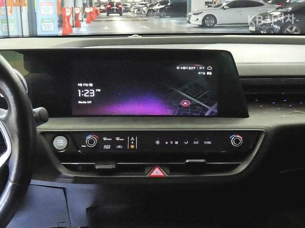 Киа K83.5 Бензин AWD Signature - 11