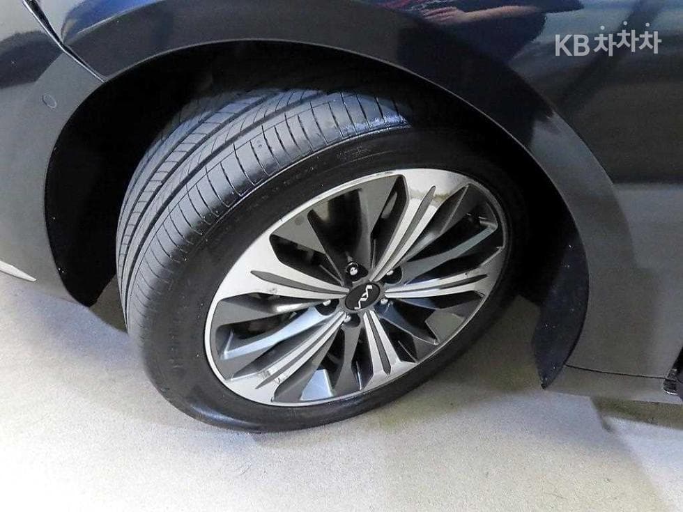 Киа K83.5 Бензин AWD Signature - 20