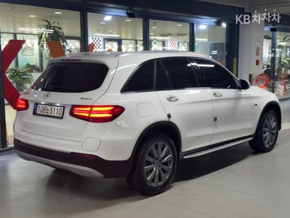 Mercedes-Benz GLC(X253)350e 4Matic Premium - 4