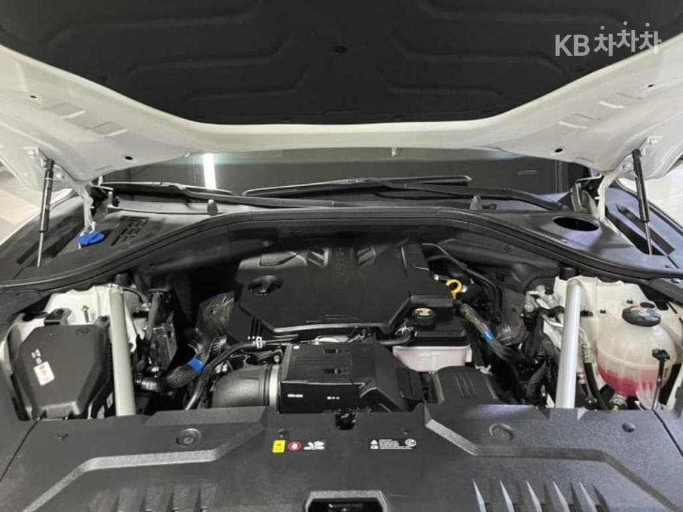 Дженезис GV70Бензин 2.5T 2WD - 20