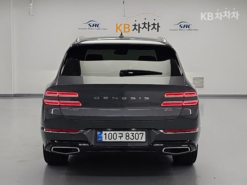 Genesis GV802.5 Turbo Gasoline AWD - 3