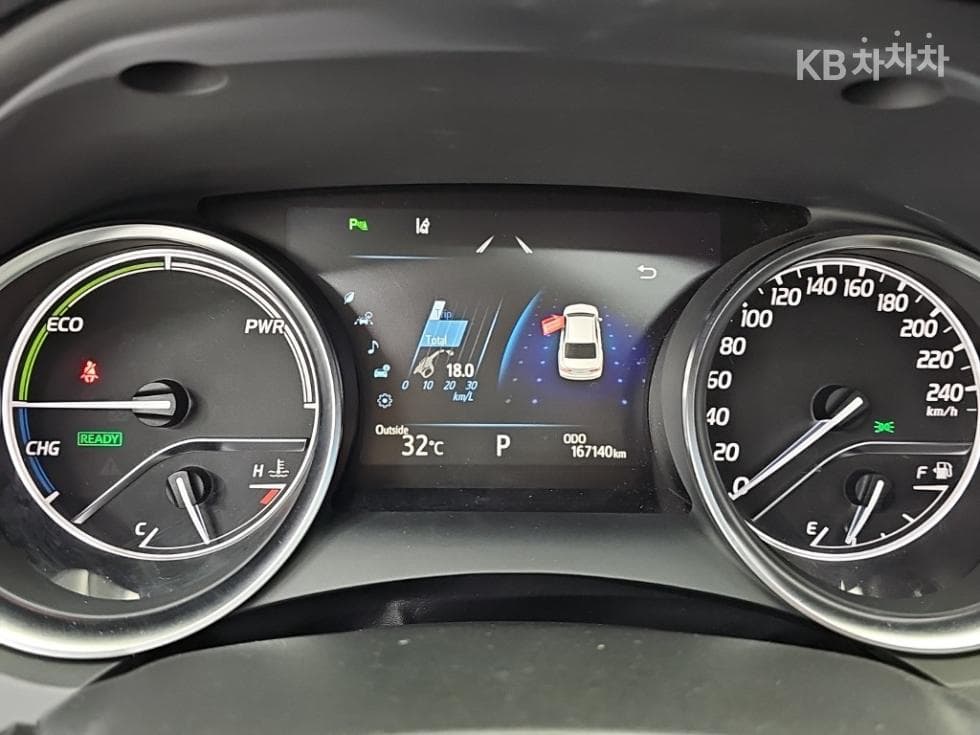 Toyota Camry XV702.5L хибрид Стандартен - 6