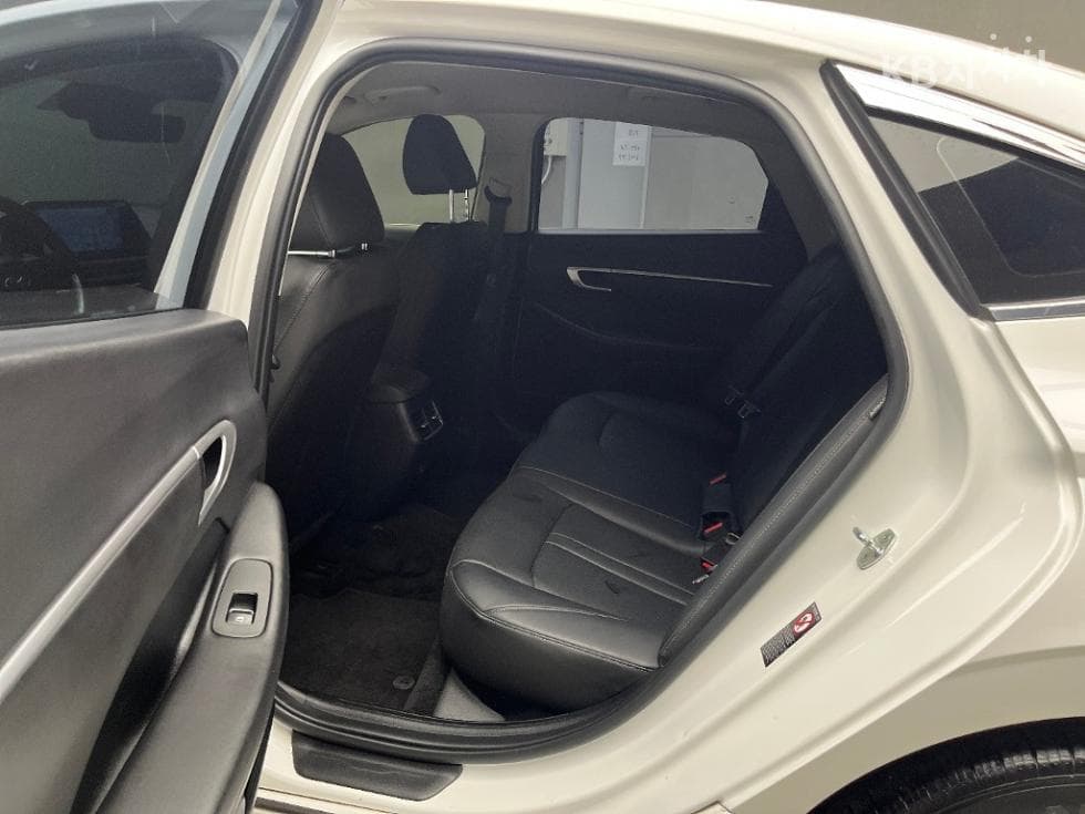 Hyundai Sonata (DN8)2.0 LPG Rental car Style - 6
