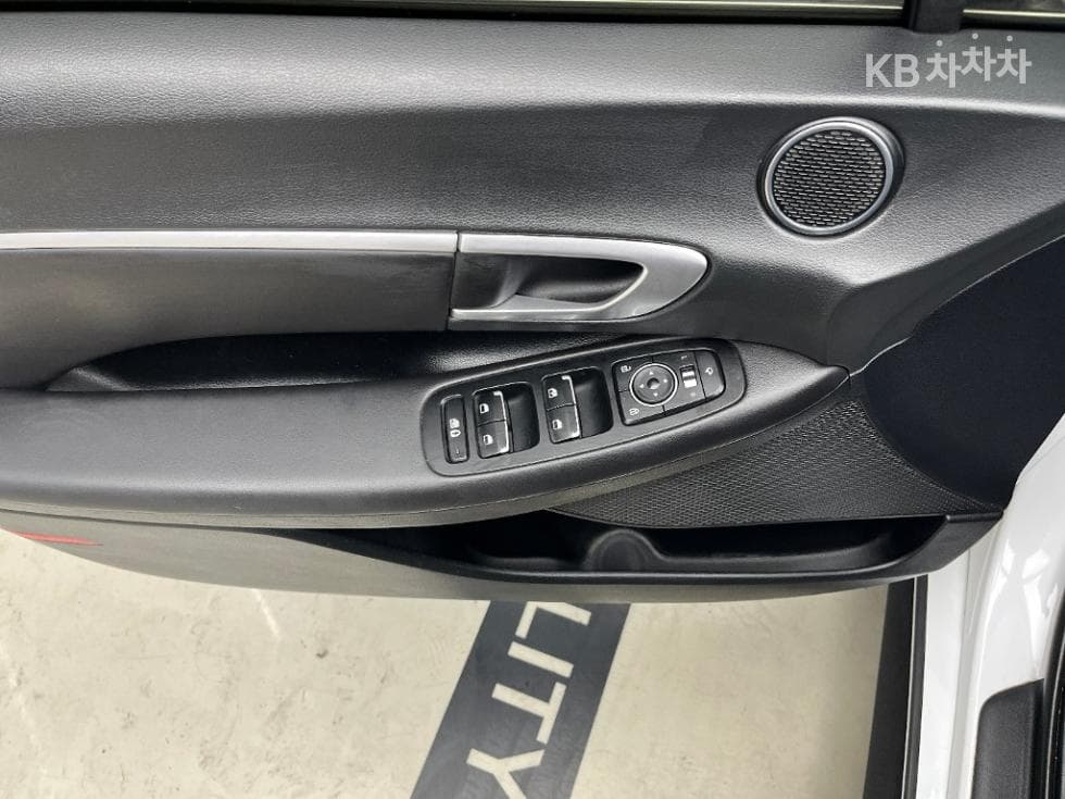 Hyundai Sonata (DN8)2.0 LPG Rental car Style - 11