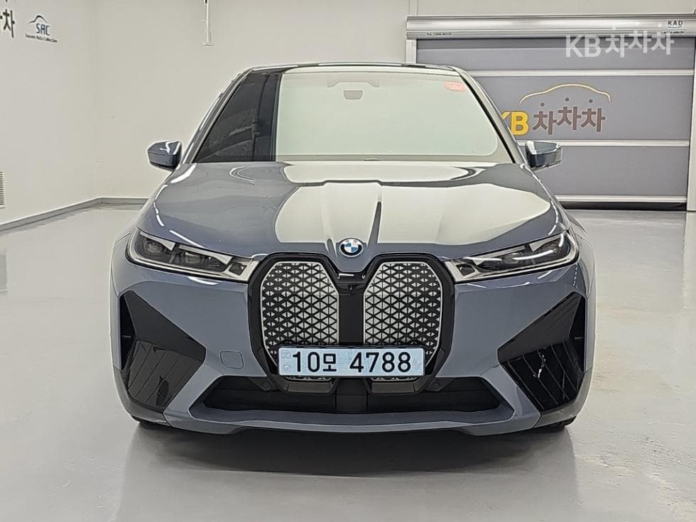 BMW iX(i20)xDrive50 Sport Plus - 2