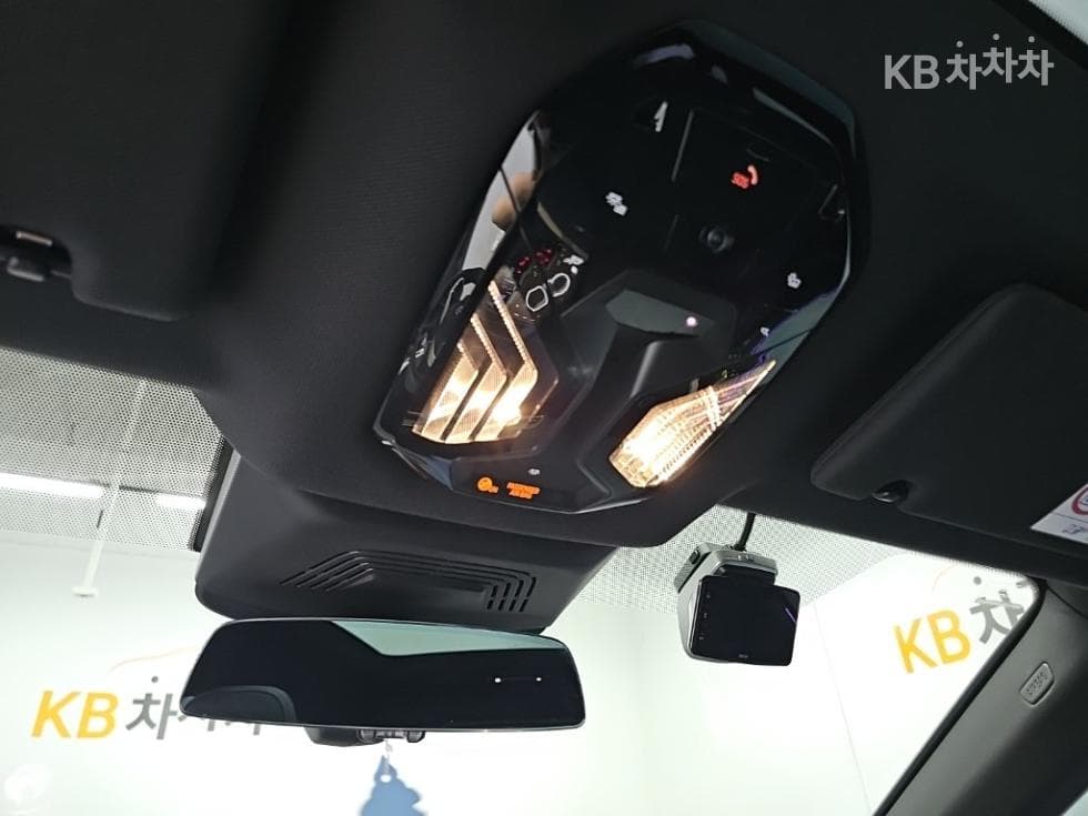 BMW iX(i20)xDrive50 Sport Plus - 17