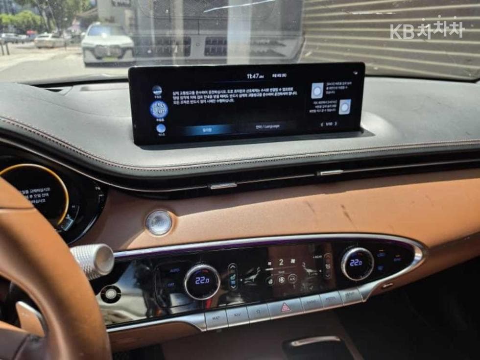 Genesis GV70Gasoline 2.5T AWD - 10