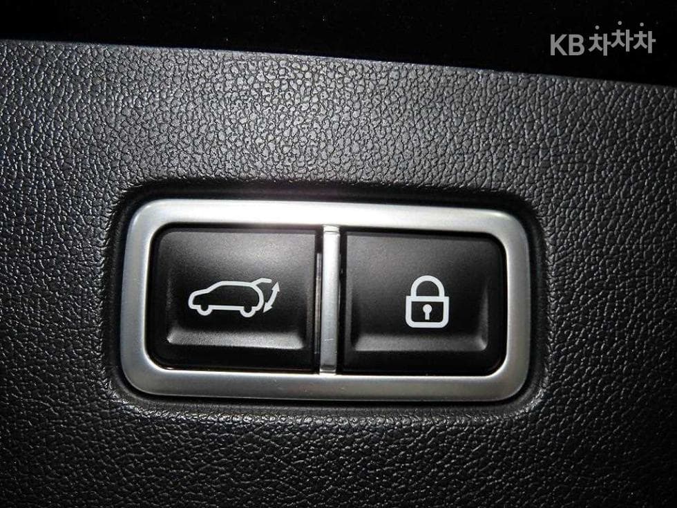 Kia Sorento 4th generation2.2 Diesel 2WD Prestige - 16