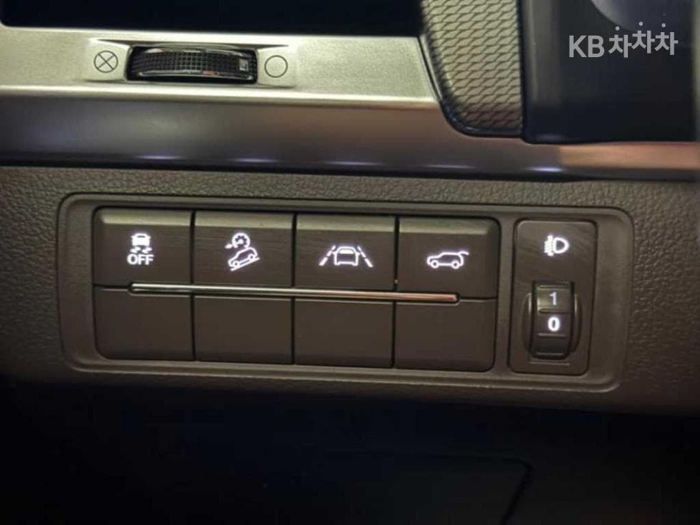 КейДжи Мобилити All New Rexton2.2 4x4 마스터 - 14