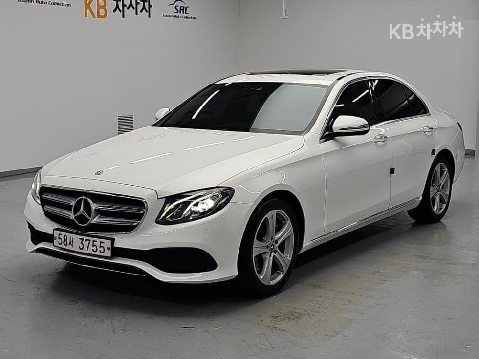 Mercedes-Benz Нов E-Клас E200 Авангард W214 - Image 1