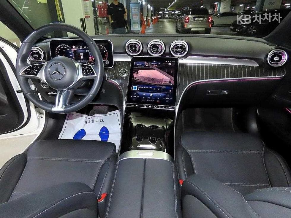 Mercedes-Benz C-Клас 6세대(W206)C300 4Matic Avantgarde - 10
