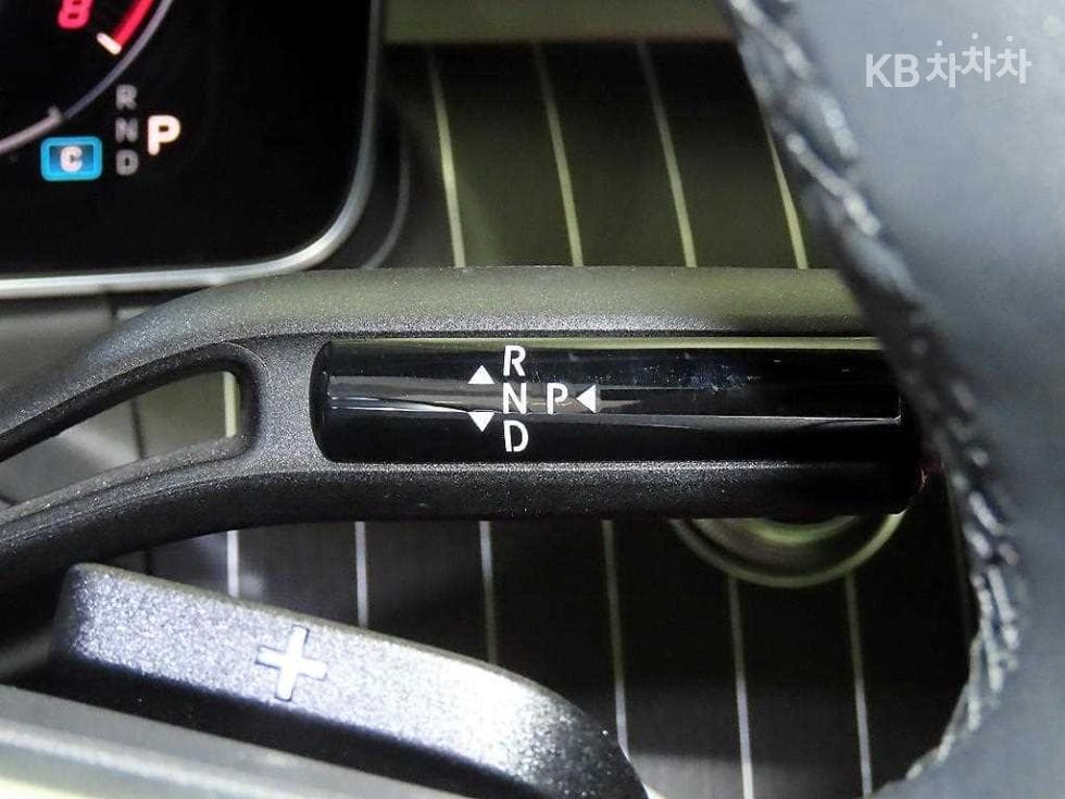 Mercedes-Benz C-Клас 6세대(W206)C300 4Matic Avantgarde - 12