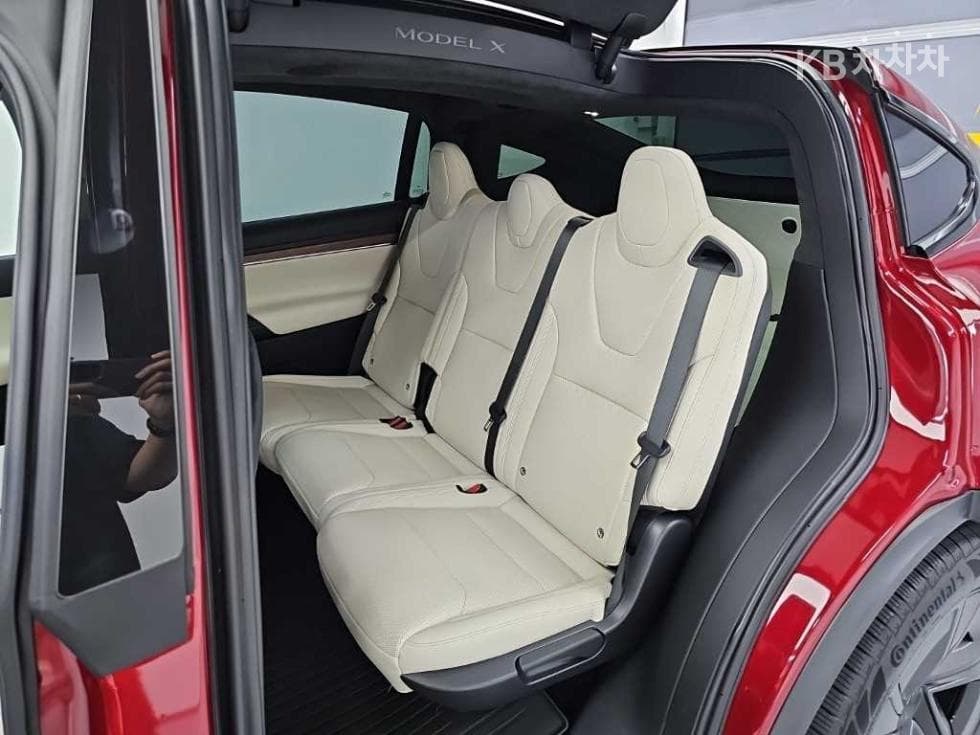 테슬라 Model XAWD - 12