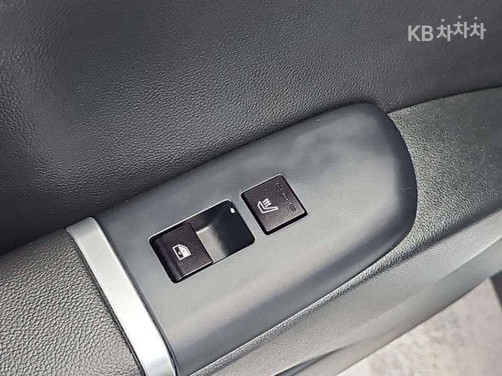 Хюндай Ди Всеново Grandeur (Azera)3.5 LPG 택시 Висок клас - 13