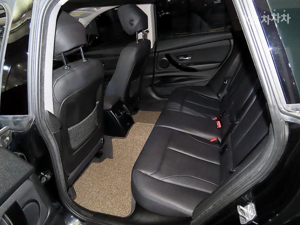BMW Gran Turismo3 Серия GT 320d F34 xDrive - 7