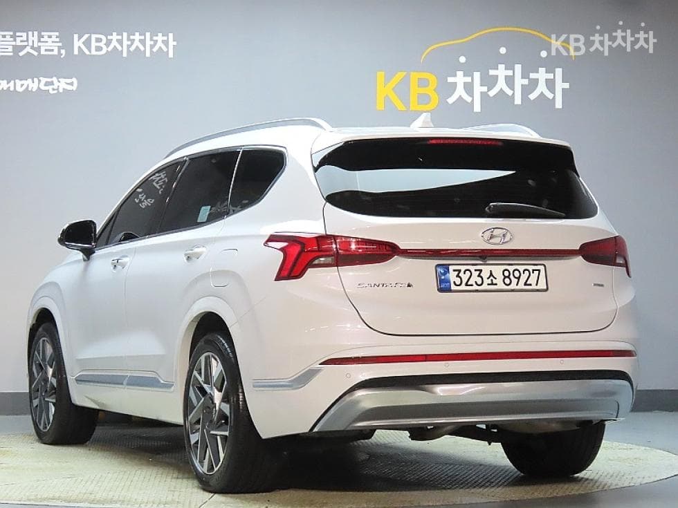 Hyundai The New (facelift) Santa Fe TMDiesel 2.2 4WD Calligraphy - 4
