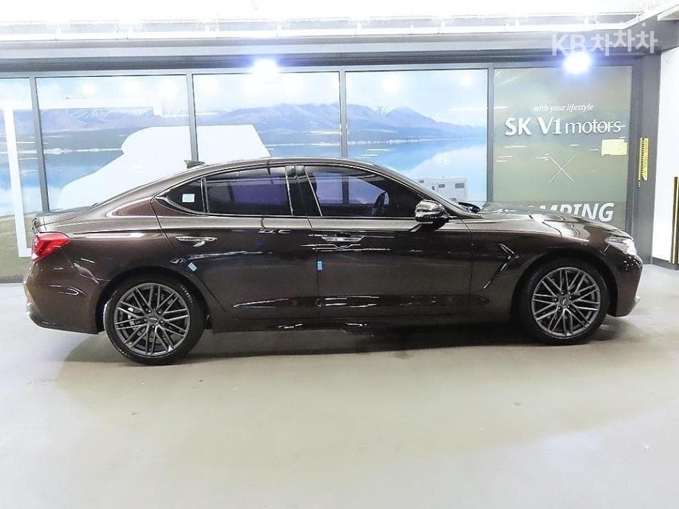 Genesis G702.0T AWD Supreme - 3