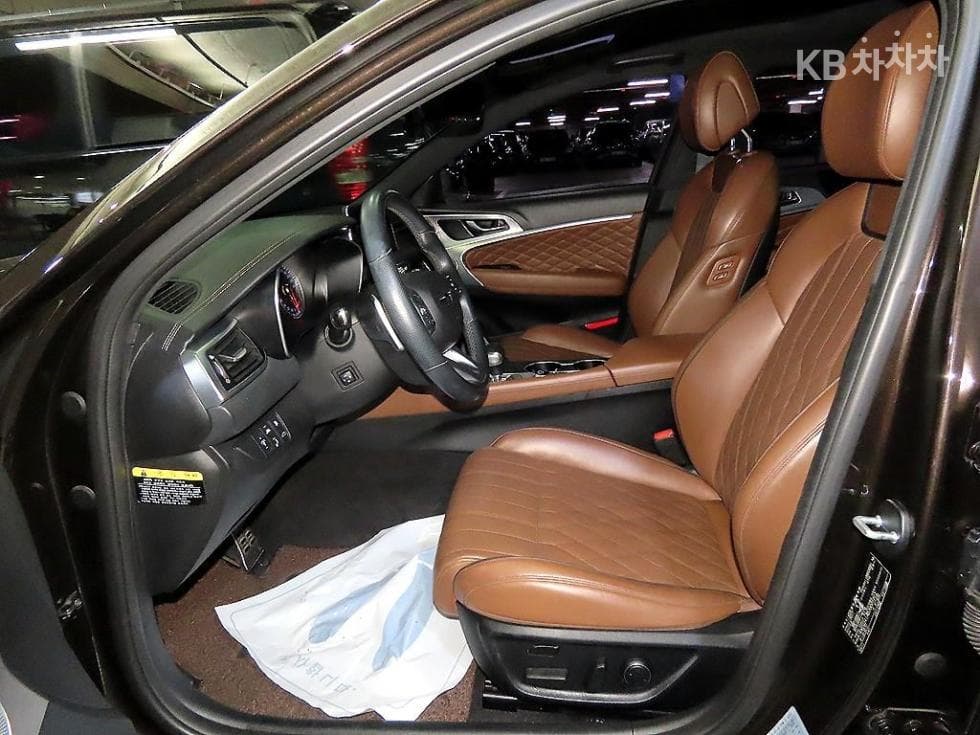 Genesis G702.0T AWD Supreme - 6