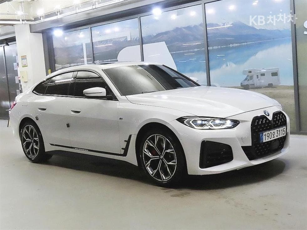 BMW 4시리즈 (G22) 420d Gran Coupe M Sport First Edition - Image 1