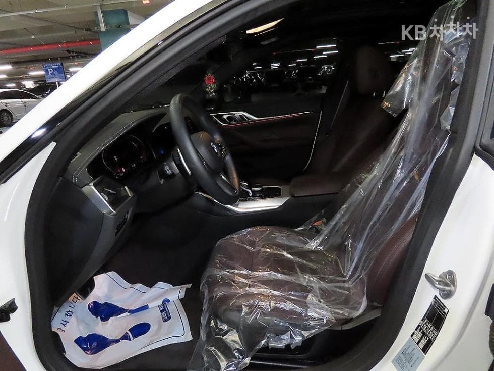 BMW 4시리즈 (G22)420d Gran Coupe M Sport First Edition - 6