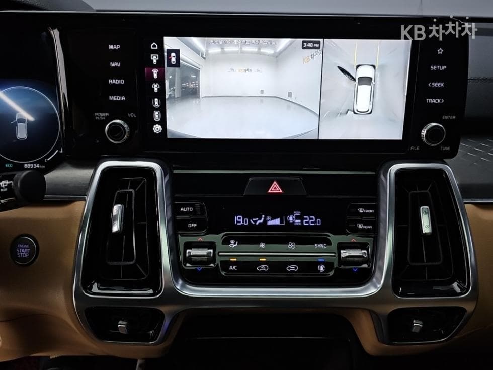 Киа The New (фейслифт) Sorento MQ42.2 Дизел AWD Signature - 10