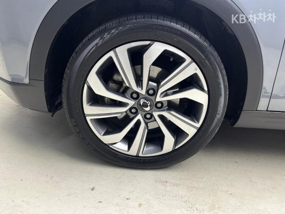 KG Mobility Very New (facelift/refresh; particularly for Tivoli) TivoliDiesel V5 2WD Standard - 16