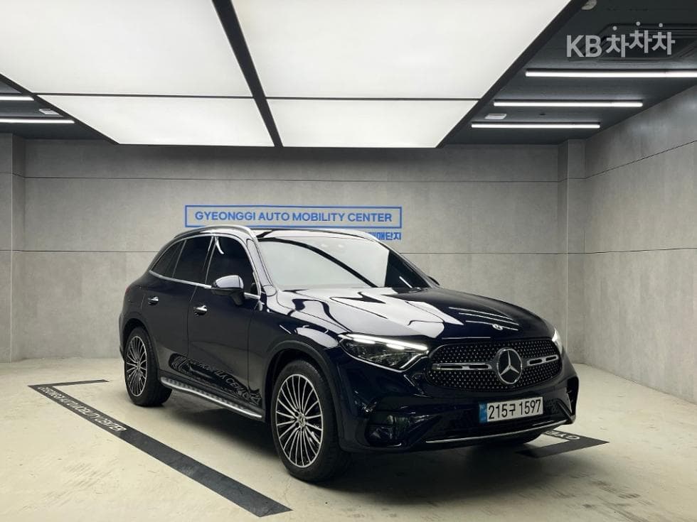 Mercedes-Benz GLC(X253) 300 4Matic AMG Line - Image 1