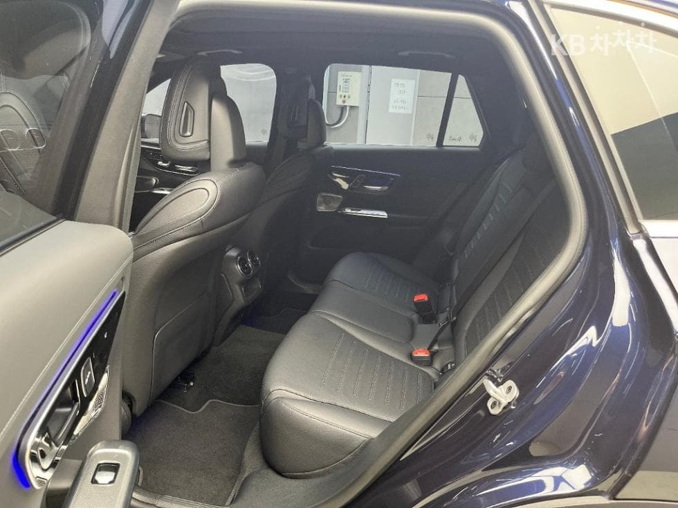Mercedes-Benz GLC(X253)300 4Matic AMG Line - 6