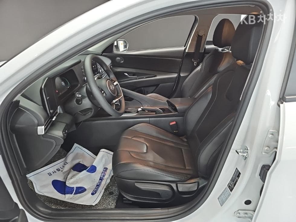 Hyundai All New Avante (Elantra)(CN7)1.6 Gasoline Smart - 11