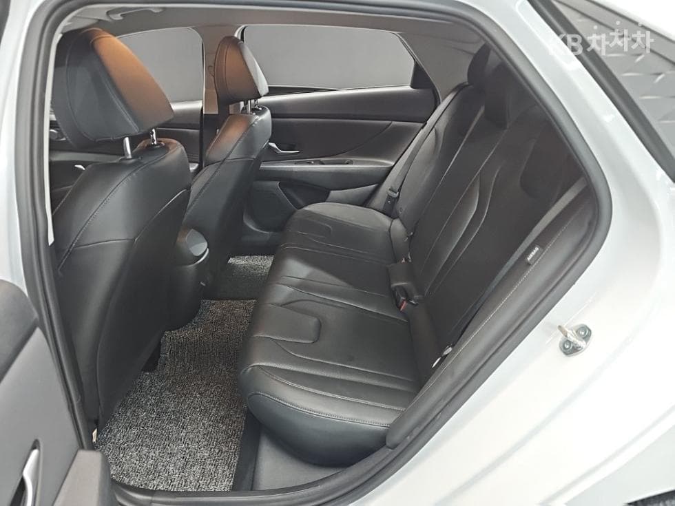 Hyundai All New Avante (Elantra)(CN7)1.6 Gasoline Smart - 12