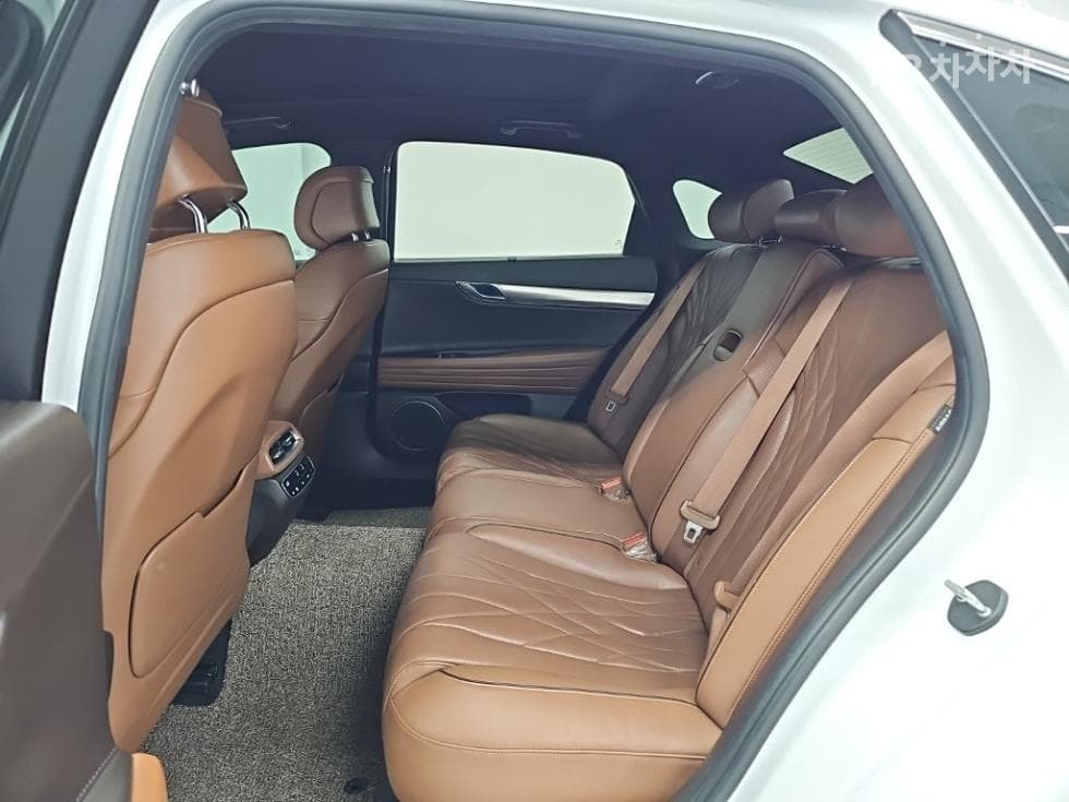 Дженезис G80(RG3)2.5 Турбо Бензин Директ Инжекция 2WD - 12