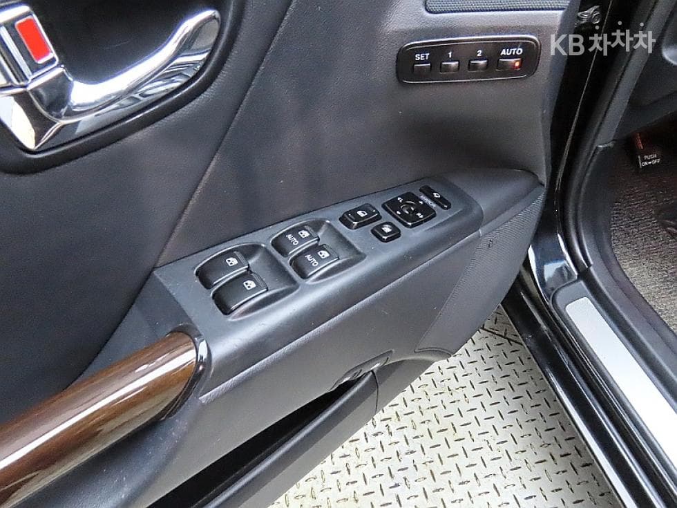 Hyundai Grandeur (Azera)TGQ270 Luxury Smart Pack - 13