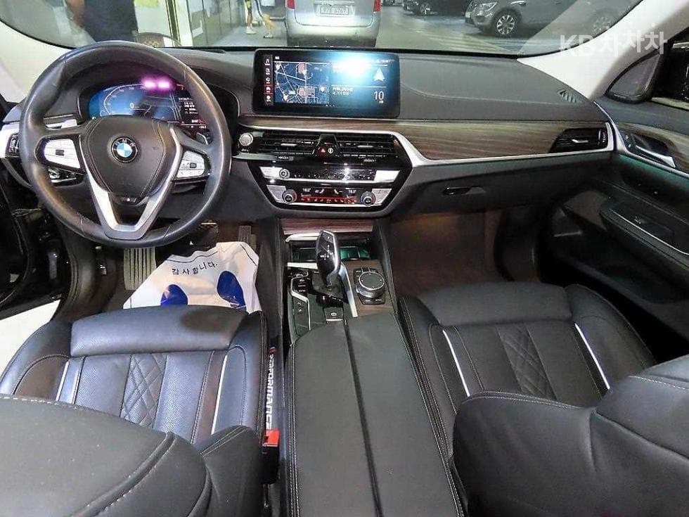 BMW Gran Turismo6 Series GT 630i xDrive Luxury Line - 10