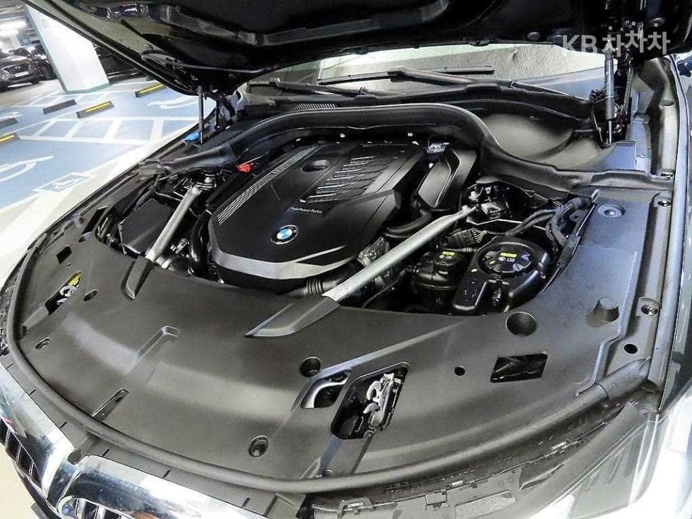 BMW Gran Turismo6 Series GT 630i xDrive Luxury Line - 19