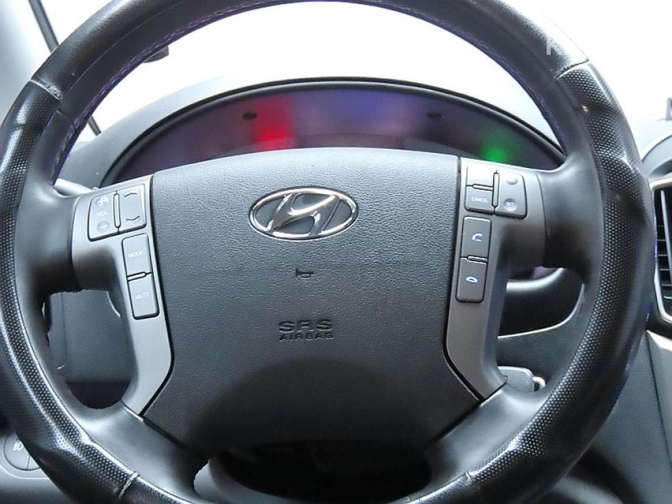 Hyundai The New (facelift) 그랜드 Star렉스Van 5-seater Modern - 18