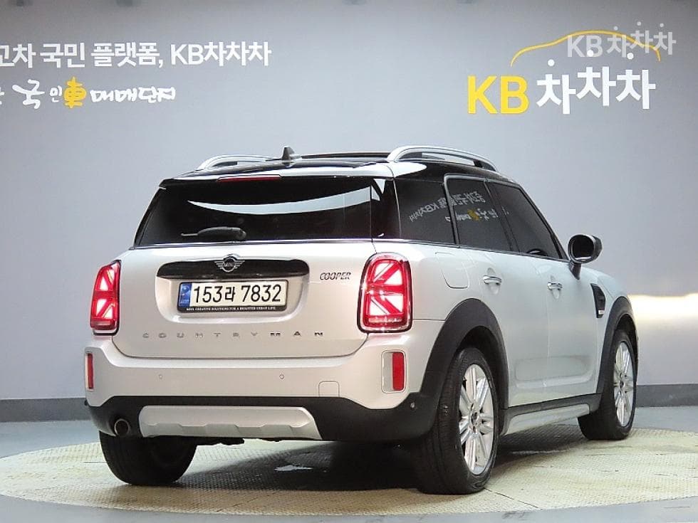 Mini Countryman (F60)1.5 Cooper Classic Plus Lite - 2