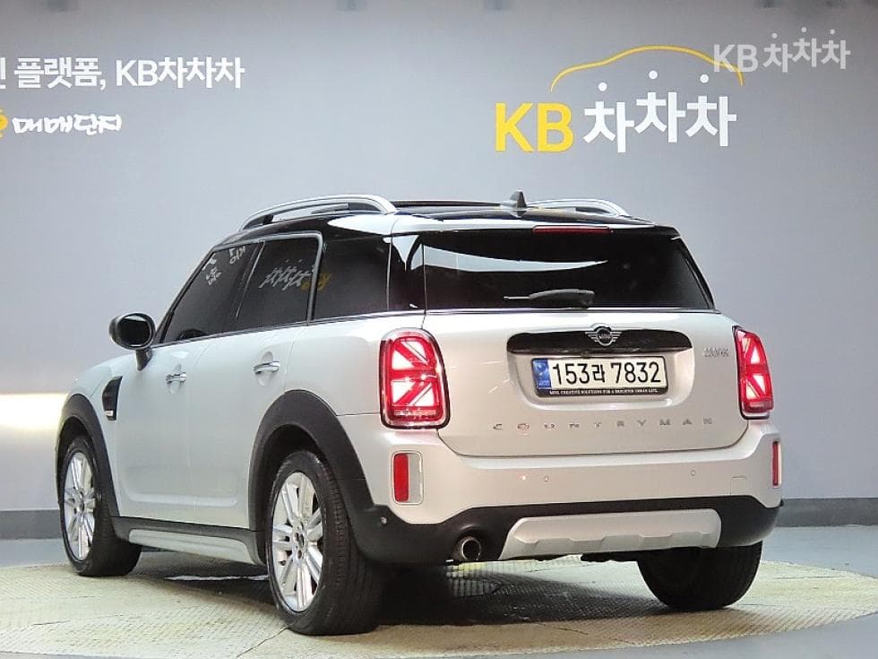 Mini Countryman (F60)1.5 Cooper Classic Plus Lite - 4